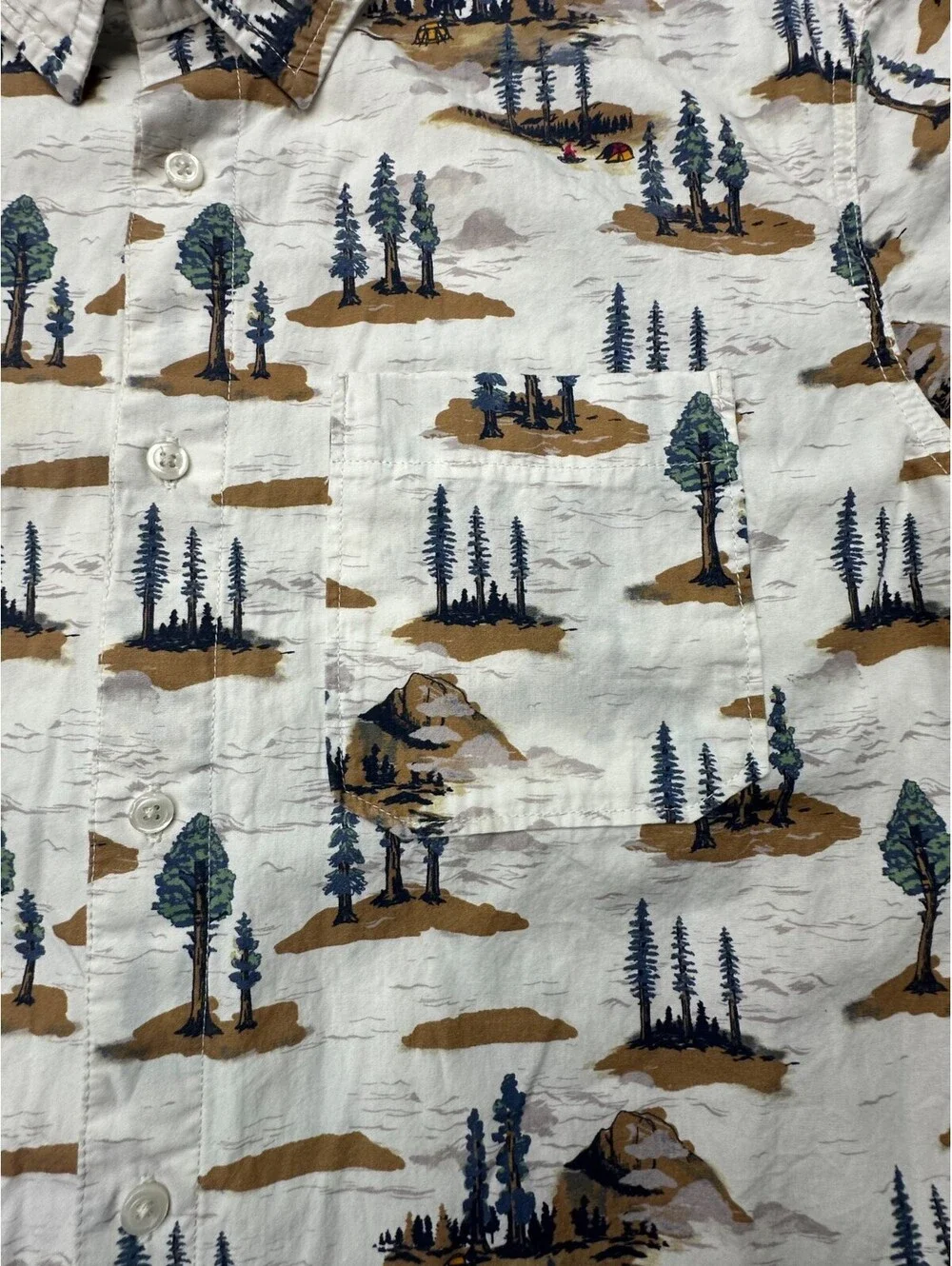 The North Face Men’s XL Short Sleeve Button Up Shirt Scenic Tree Print Outdoor